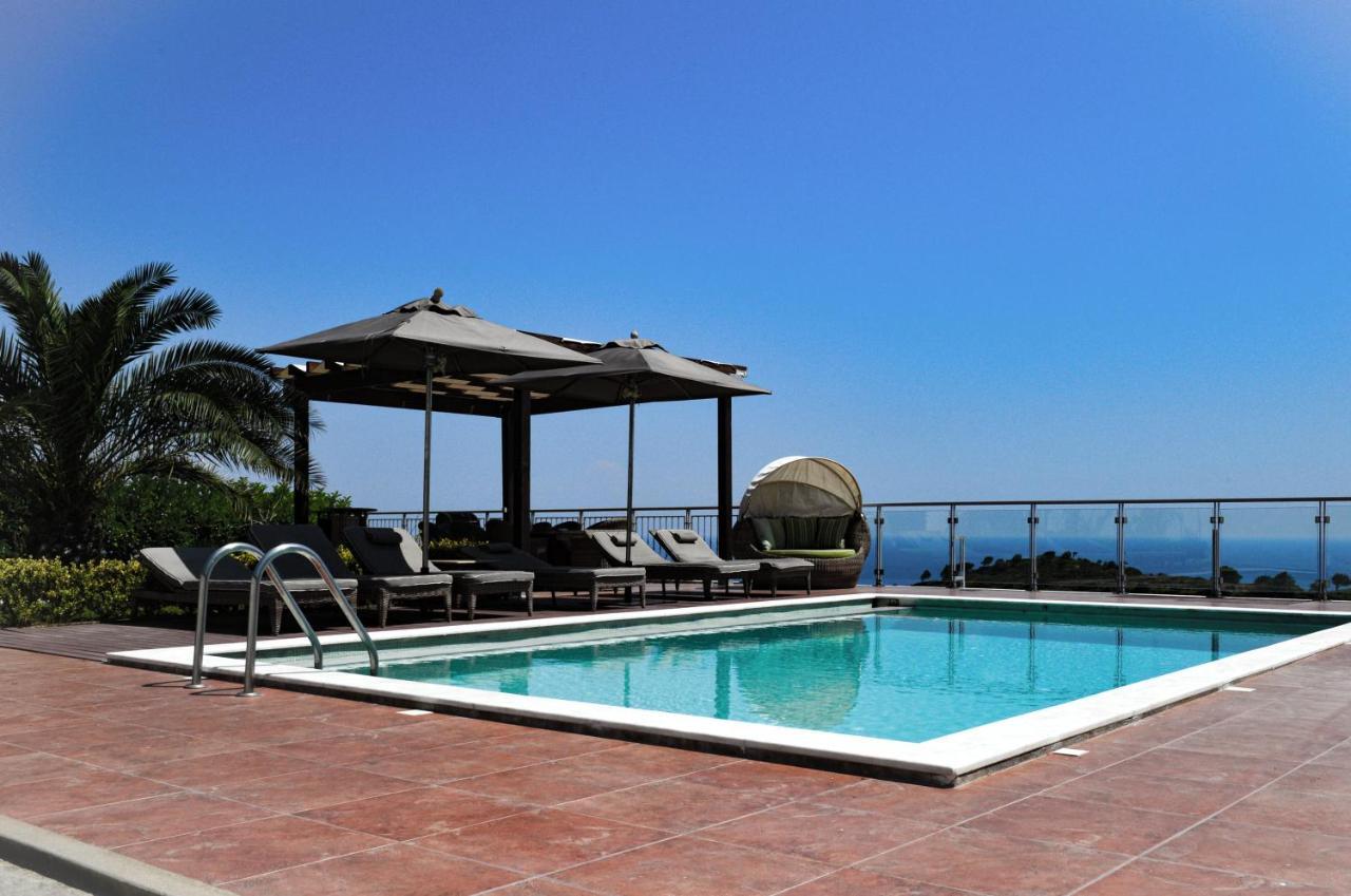 Villa Aries Villas *